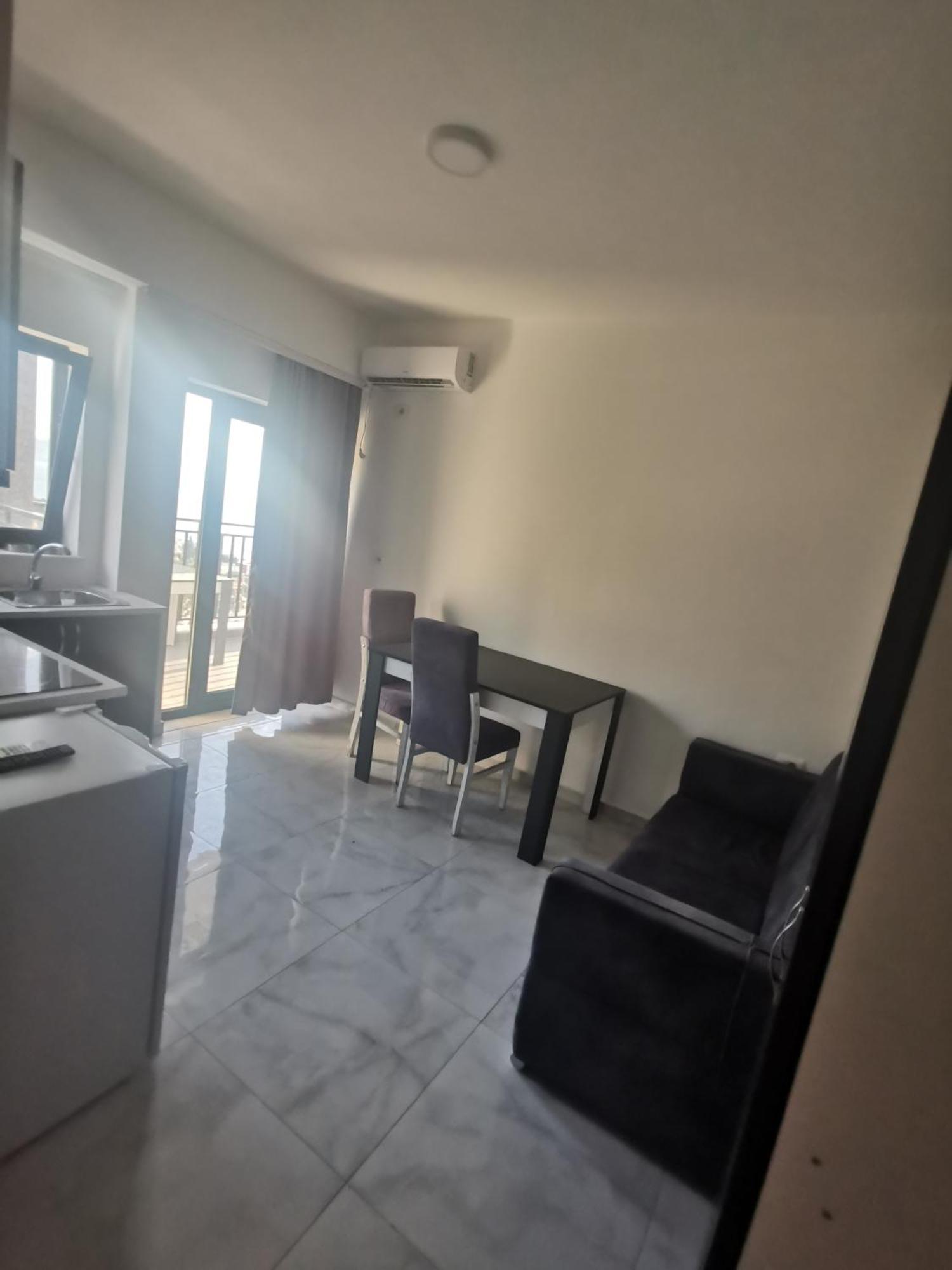 Davids Apartments ساراندا المظهر الخارجي الصورة